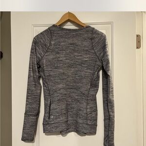 lululemon athletica Heathered Long Sleeve Top size 8.